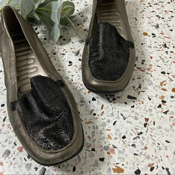 Academia Preppy Loafers Glitter Metallic Slip On 9.5 Timeless Comfortable Insole - Picture 4 of 11